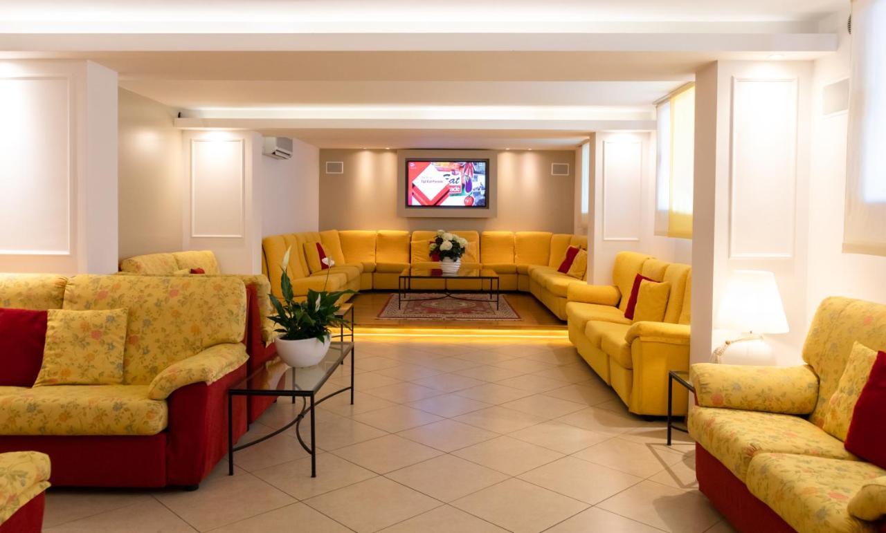 Hotel Imperia Lido di Jesolo Zewnętrze zdjęcie