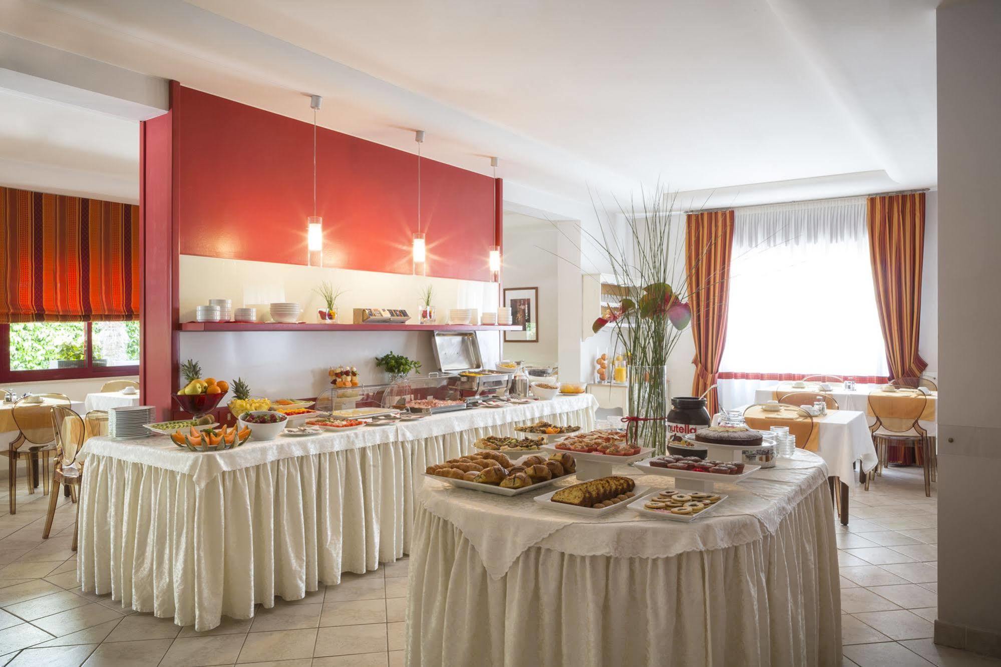 Hotel Imperia Lido di Jesolo Zewnętrze zdjęcie